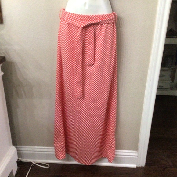 Vintage handmade maxi skirt with tie belt. It is probably a size small to medium - Picture 1 of 4